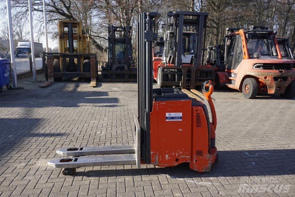 Linde D12 Rankiniai vėžimėliai