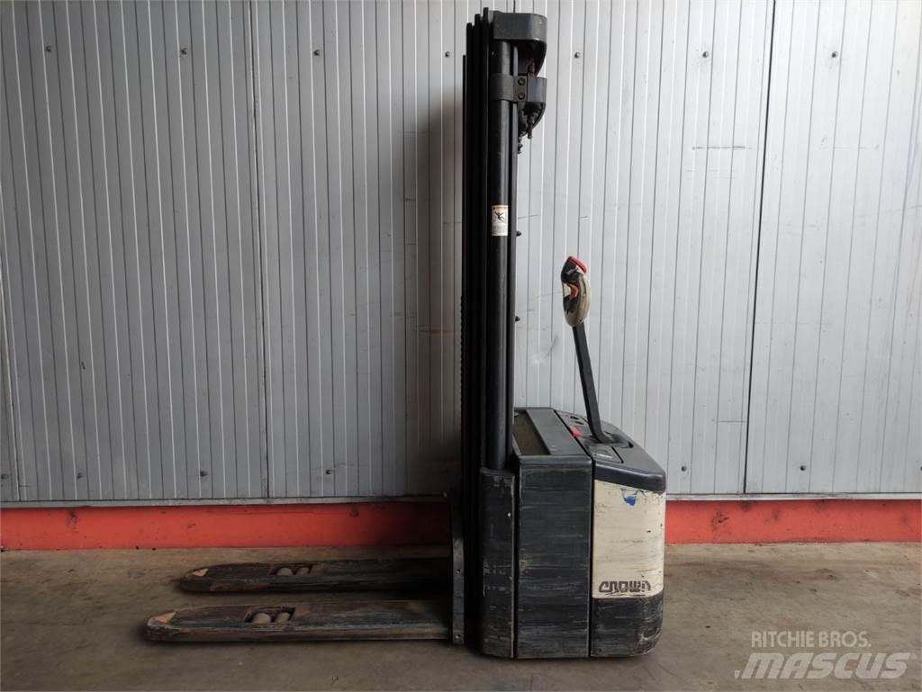 Crown WE 2300-1.6 TT Rankiniai vėžimėliai