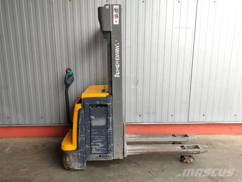 Jungheinrich EJC 216 Z Rankiniai vėžimėliai