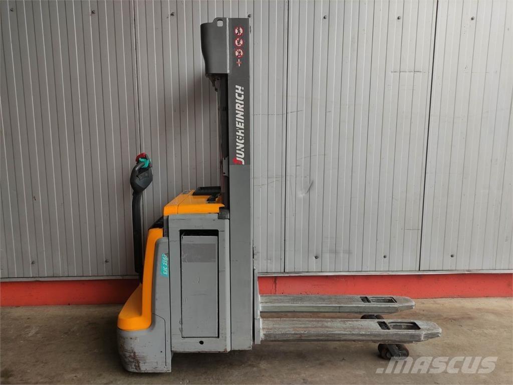 Jungheinrich EJC 216 Z Rankiniai vėžimėliai