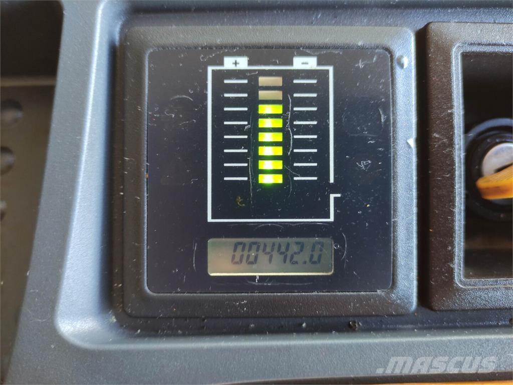 Jungheinrich EJC 216Z Rankiniai vėžimėliai