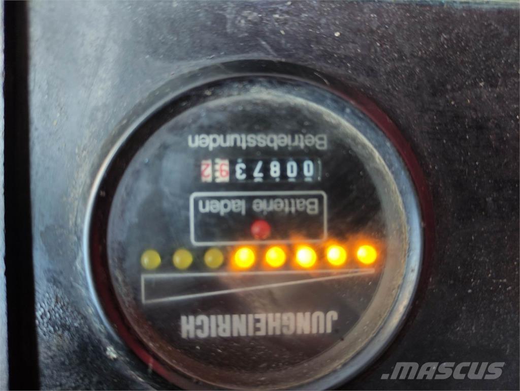 Jungheinrich EJC A12.5 G Rankiniai vėžimėliai