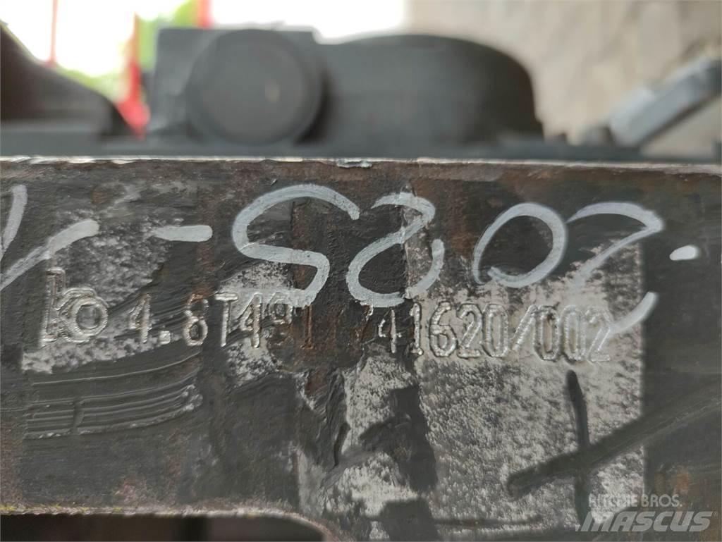 Kaup 4.8T491 Šakės