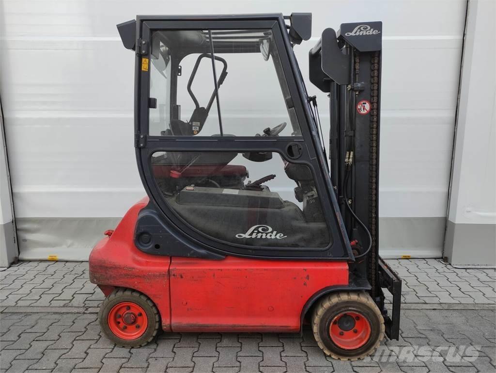 Linde E20-335 Elektriniai šakiniai krautuvai
