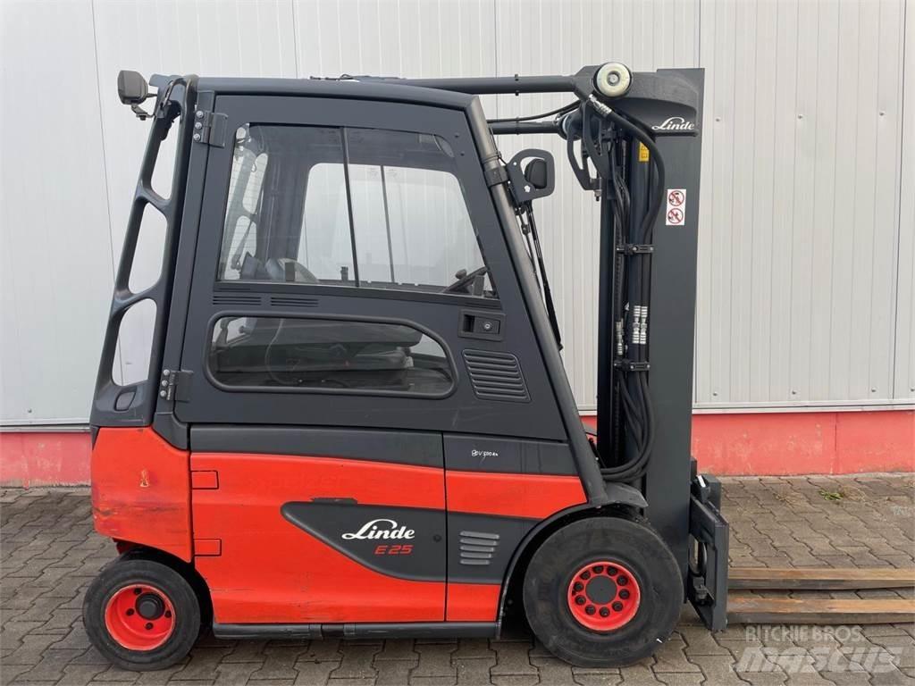 Linde E25-01-387 Elektriniai šakiniai krautuvai