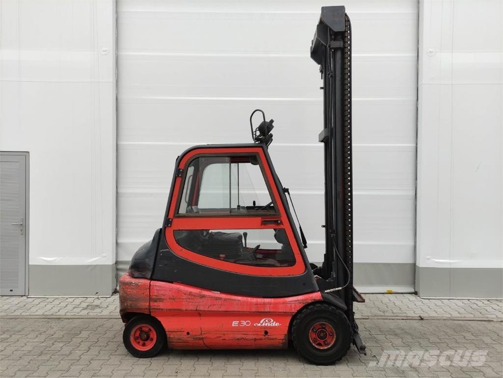 Linde E30-01-336 Elektriniai šakiniai krautuvai
