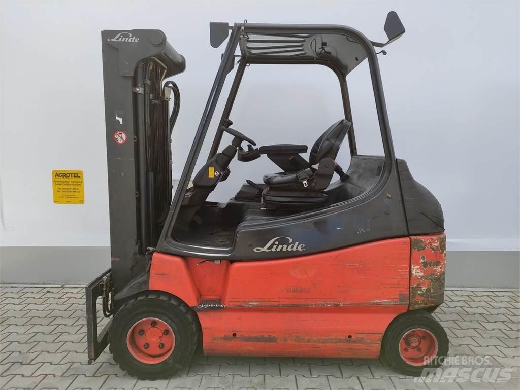 Linde E30/03/600-336 Elektriniai šakiniai krautuvai