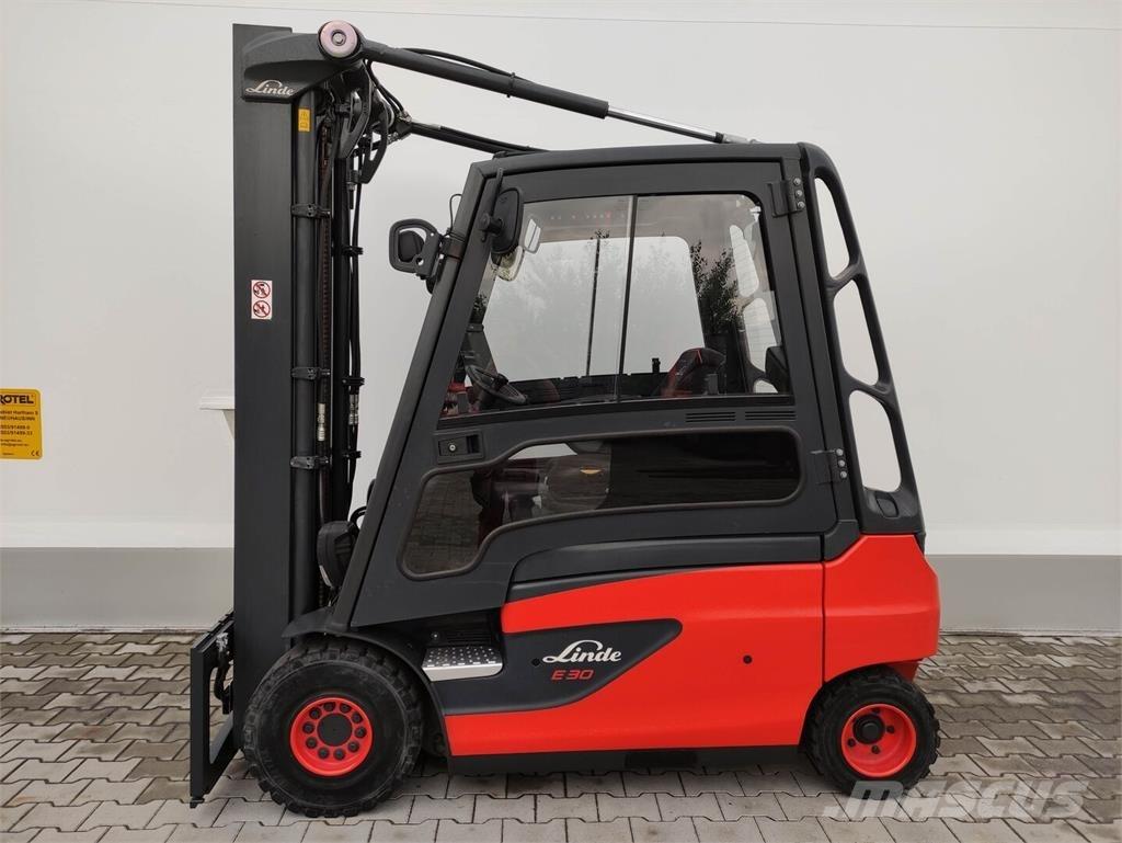 Linde E30L/387 (LACK NEU) Elektriniai šakiniai krautuvai