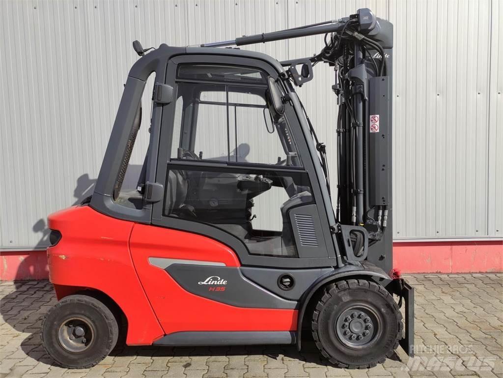 Linde H35-01-120 Dyzeliniai krautuvai