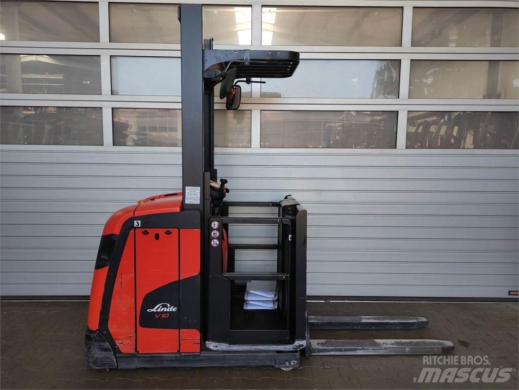 Linde V10-02 Didelių aukščių keltuvai-krautuvai