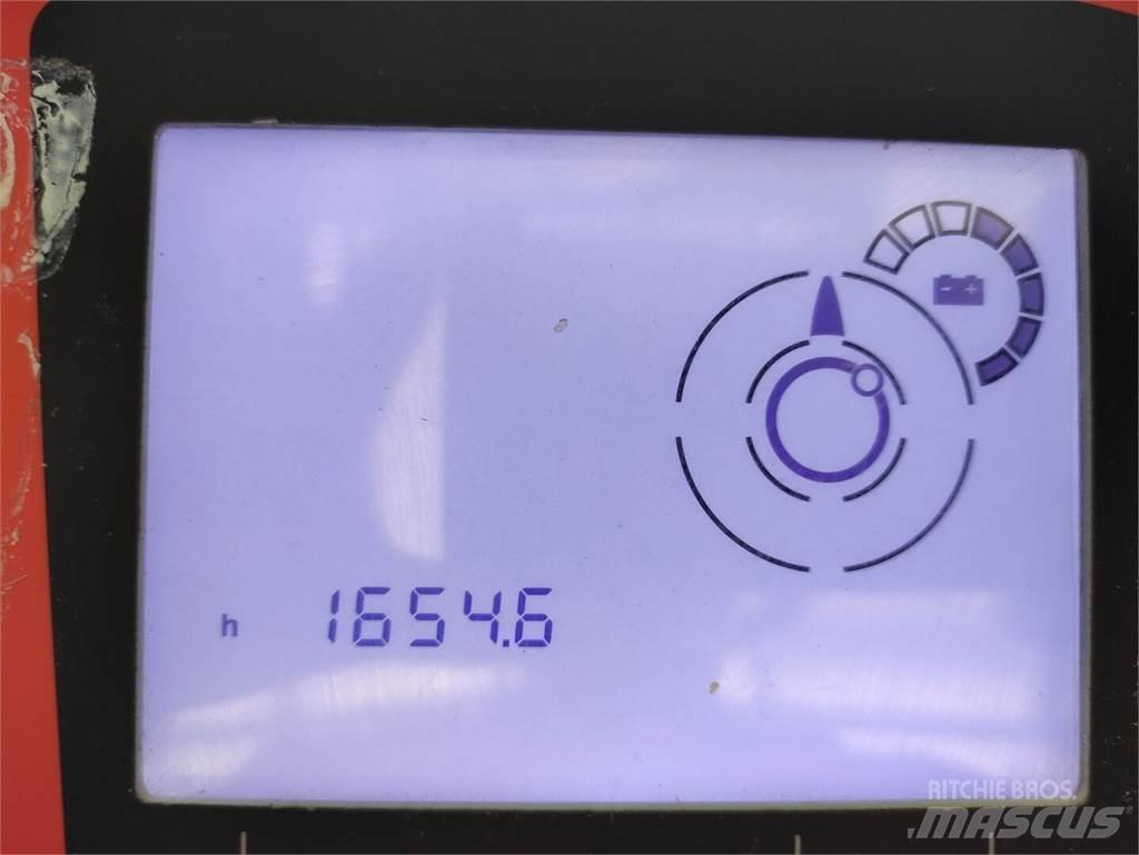 Linde V10-02 Didelių aukščių keltuvai-krautuvai