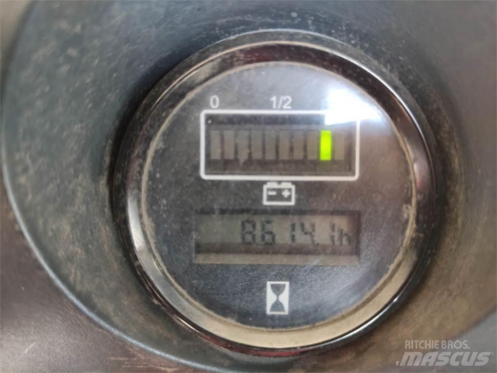 Still FV-Xi-16 Rankiniai vėžimėliai