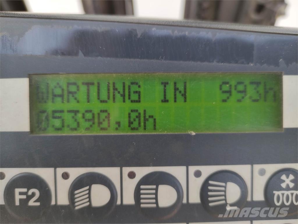 Still R20-16 Elektriniai šakiniai krautuvai