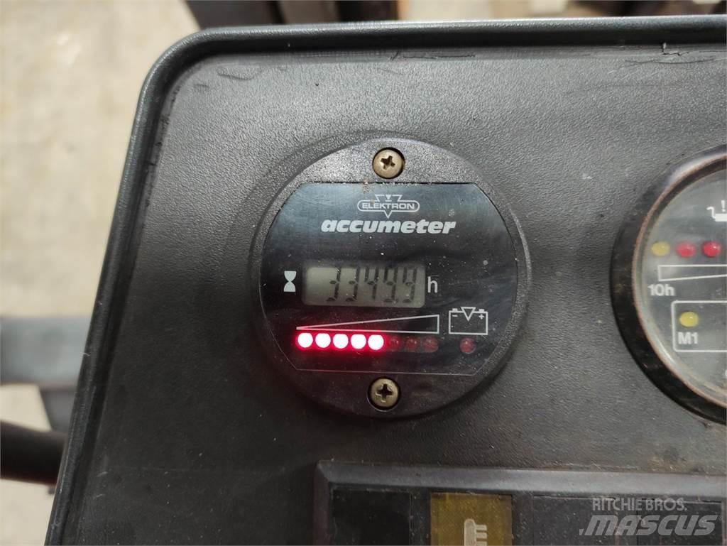 Still R20-18 Elektriniai šakiniai krautuvai