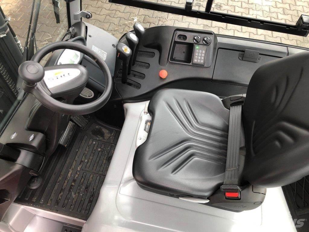 Still RX60-30 Elektriniai šakiniai krautuvai