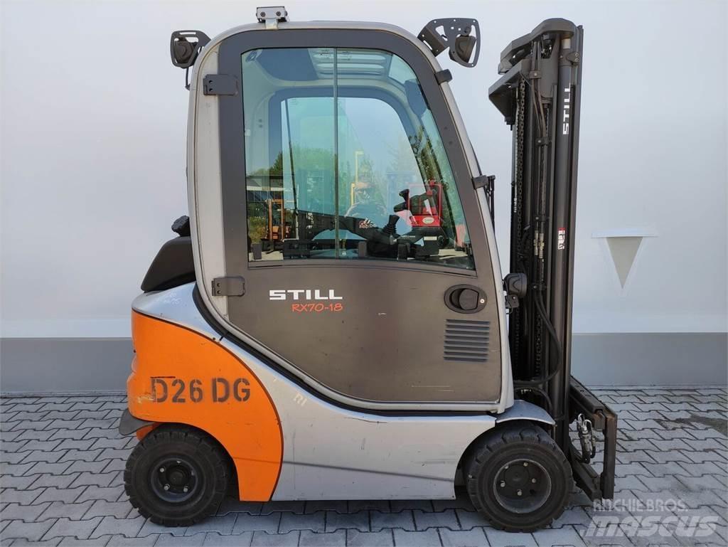 Still RX70-18 Dyzeliniai krautuvai