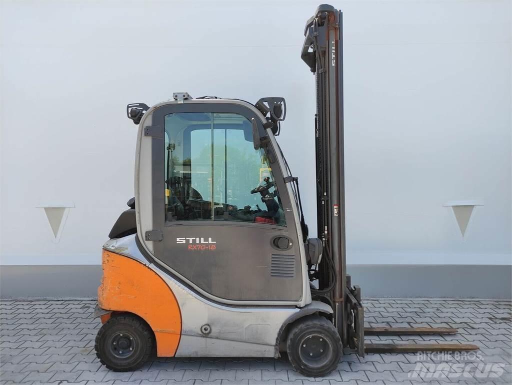 Still RX70-18 Dyzeliniai krautuvai