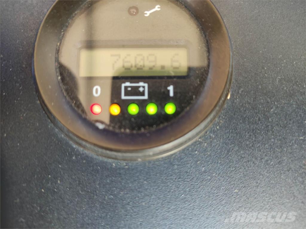 Stöcklin EFP30XXL Mažų aukščių keltuvai