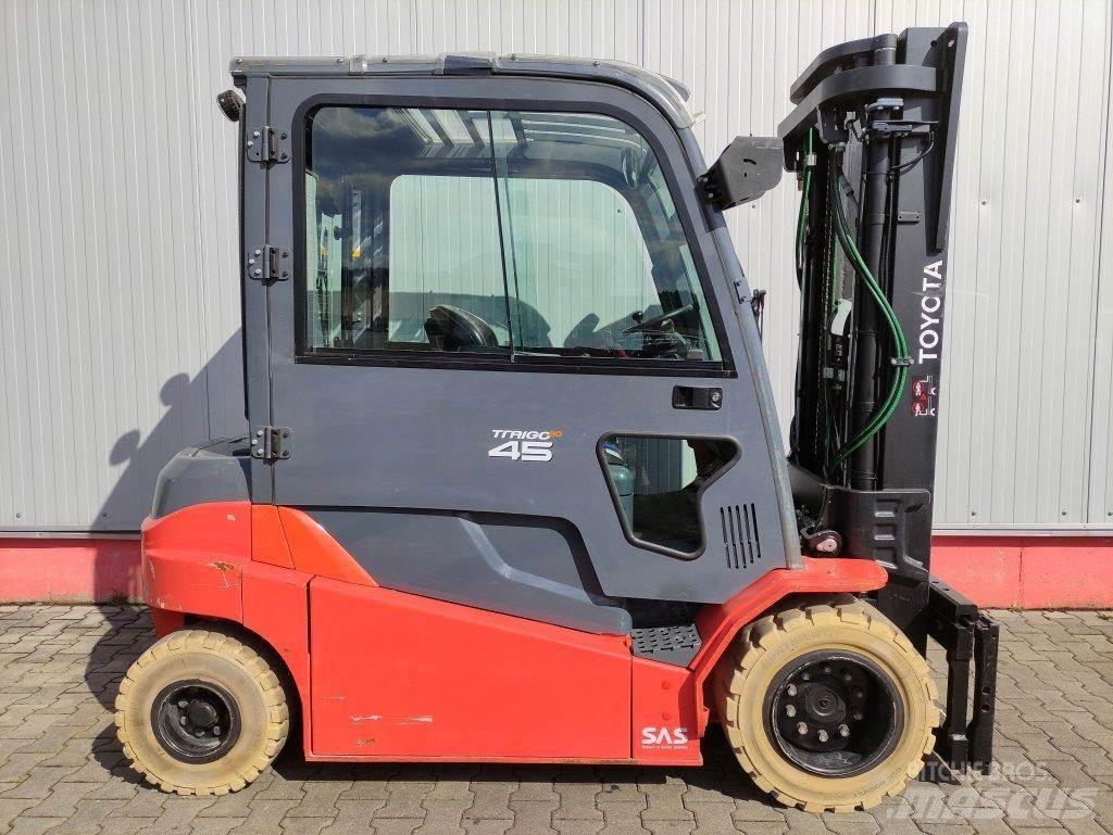 Toyota Traigo 80-8FBMT45 Elektriniai šakiniai krautuvai