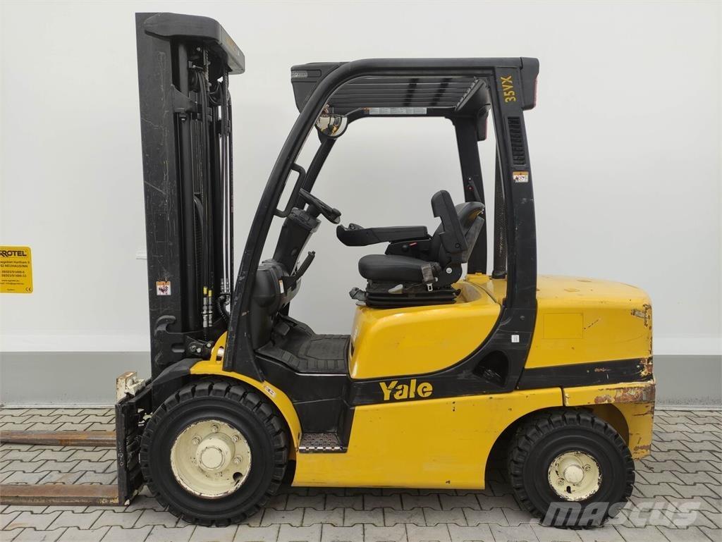 Yale GDP35VXE2445 Dyzeliniai krautuvai