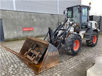Bobcat AL440