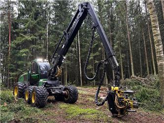 John Deere 1270E