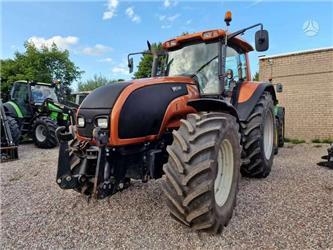 Valtra T140