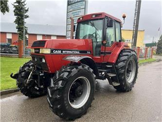 Case IH Magnum 7110