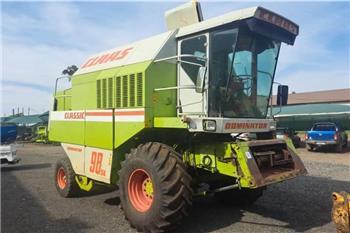 CLAAS Combine 98