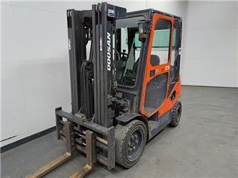 Doosan D25S-5