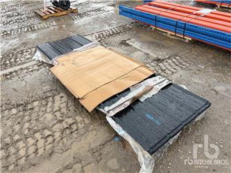  Quantity of (60) 10 ft Steel Si ...