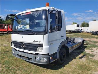 Mercedes-Benz Atego 818 Chassis -