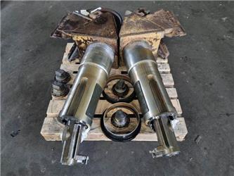 Caterpillar D 6R NAPINACZ