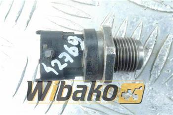 Bosch Fuel pressure sensor Bosch 0281006053
