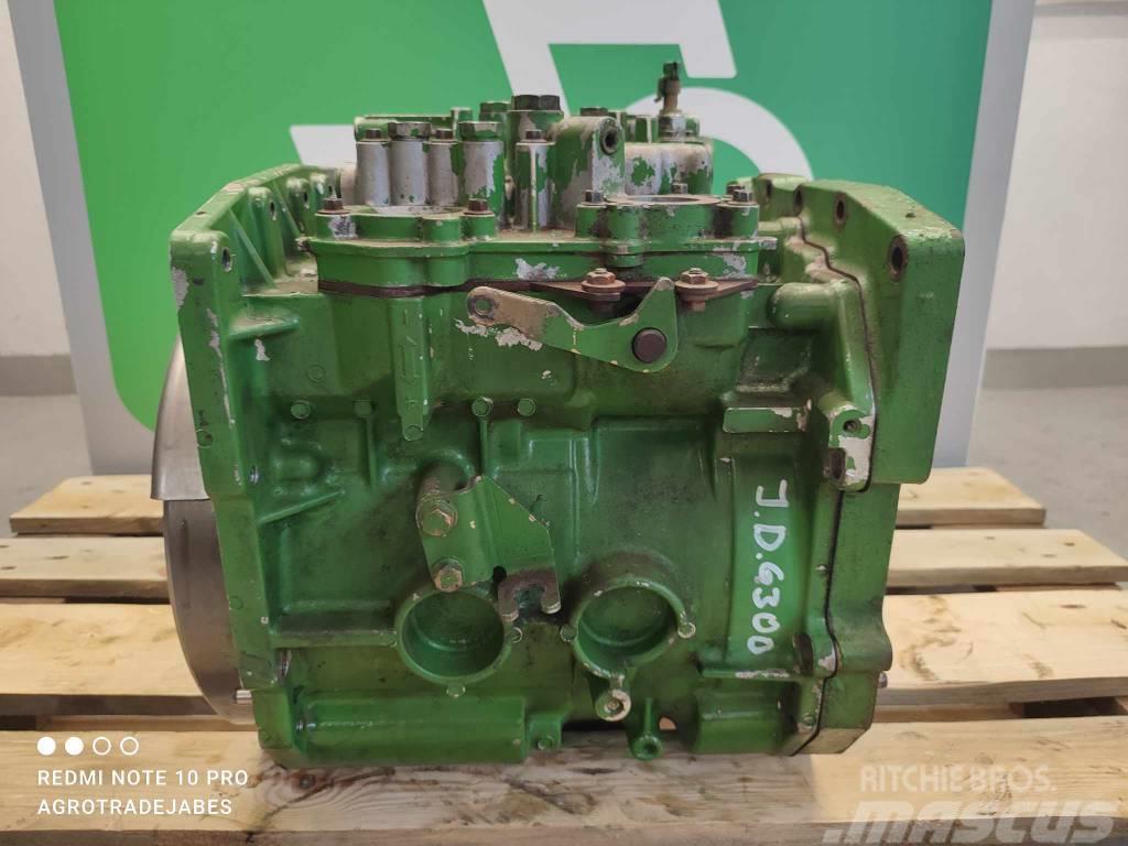 John Deere 6300 (RE152013) gearbox Transmisijos