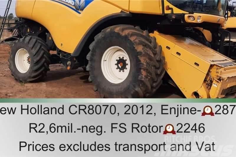 New Holland CR 8070 - 2246 rotor hours Kita