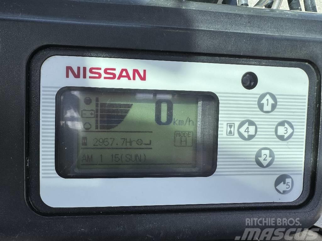 Nissan 1Q2L25Q *Triplex+Kool Reachforcks*2960 h Top Elektriniai šakiniai krautuvai