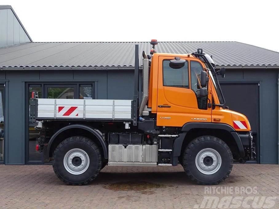 Unimog U218 4X4 3 ZITS LANDBOUW VOERTUIG REGISTRATIE Traktoriai