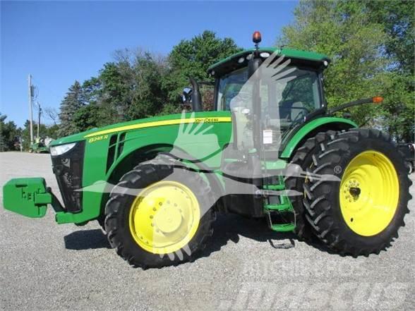 John Deere 8245R Traktoriai