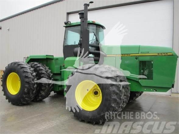 John Deere 8970 Traktoriai