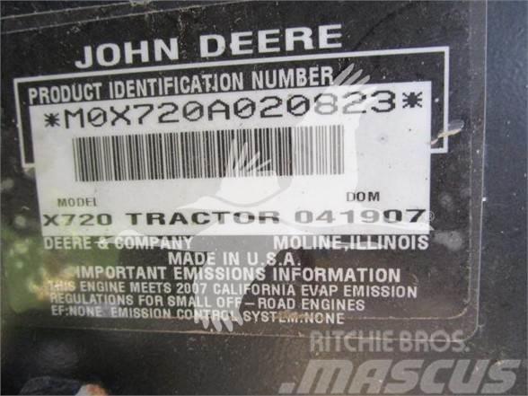 John Deere X720 Sodo traktoriukai-vejapjovės
