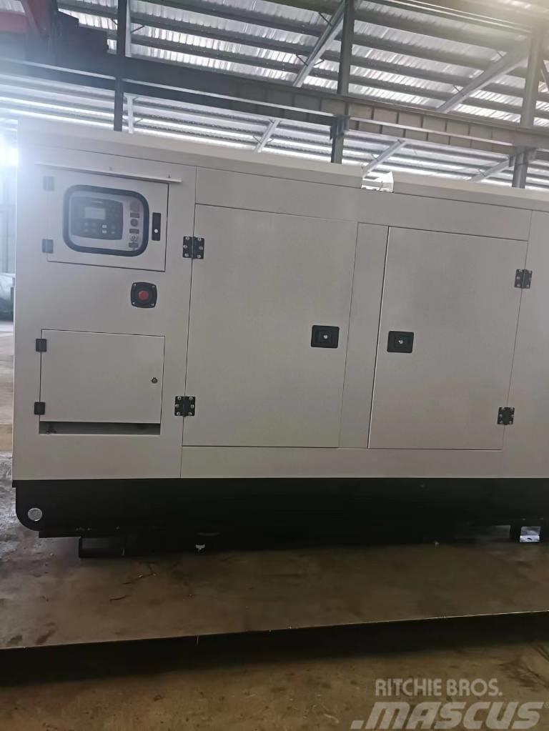 Cummins 120kw 150kva generator set with the silent Dyzeliniai generatoriai