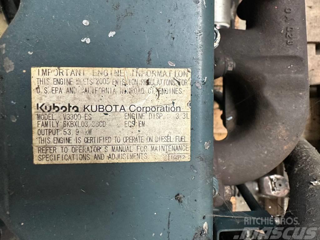 Kubota V3300-ES ENGINE Varikliai
