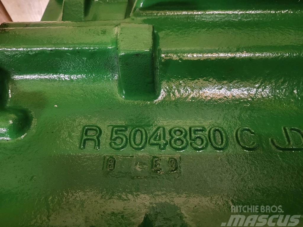 John Deere 6068 Traktoriai