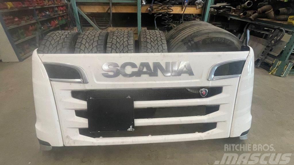 Scania Grille streamline/ r2 model Streamline origineel v Kiti priedai