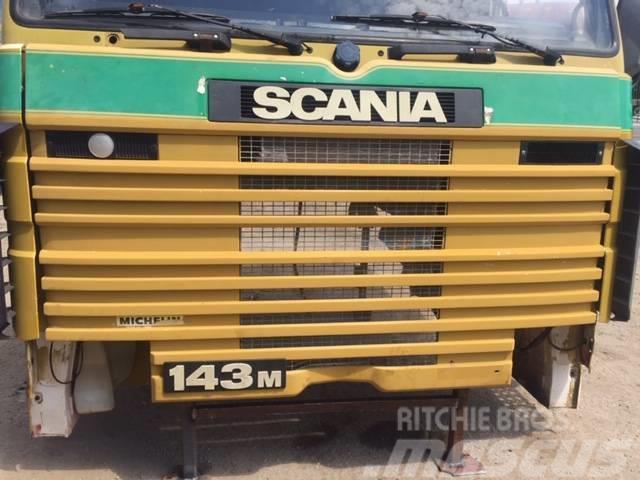 Scania 143-450 Kabinos ir salonai