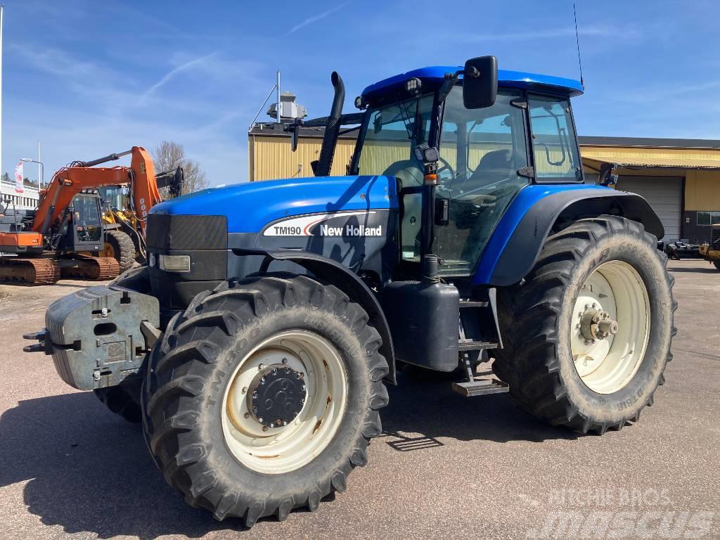 New Holland TM 190 Traktoriai