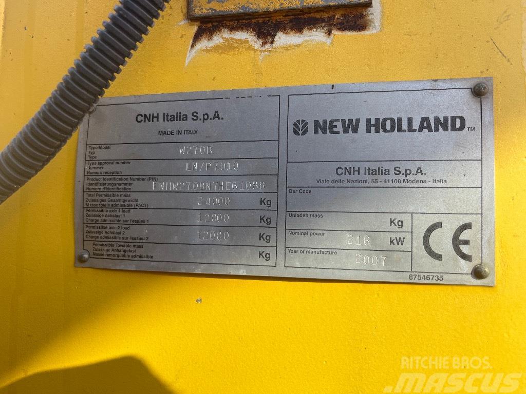 New Holland W 270 B Naudoti ratiniai krautuvai