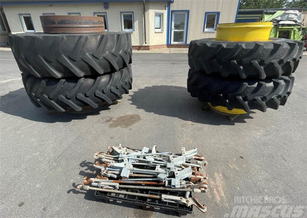John Deere Zwillingsbereifung Kiti naudoti traktorių priedai