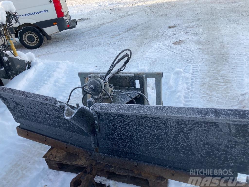 Siringe Vikplog 2400 zettelmeyer Sniego peiliai ir valytuvai